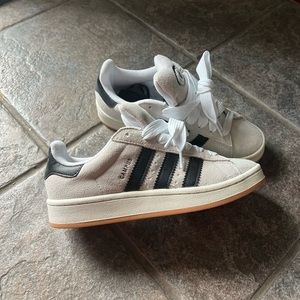 Adidas Campus 00s
